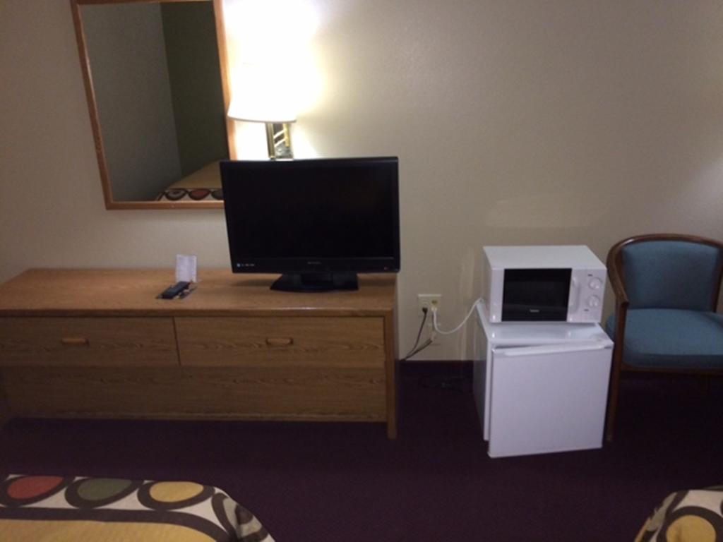 Super 8 by Wyndham Beresford Hotell Rom bilde